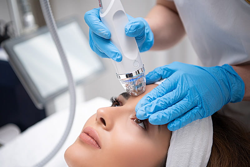 بهترین دستگاه آر اف فرکشنال (RF Fractional) | قیمت دستگاه آر اف فرکشنالRF  Fractional